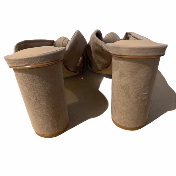 Kaari Blue Katie Peep Toe Heels- like new - Picture 4 of 7